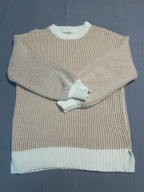 Fashion Brand Company Two-Tone Ribbed Crewneck Sweater - Tan & Cream